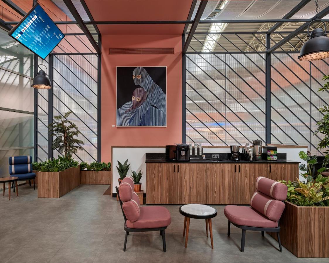Капсульный отель Kepler Club Sabiha Goekcen Airport - International Transit Area Стамбул