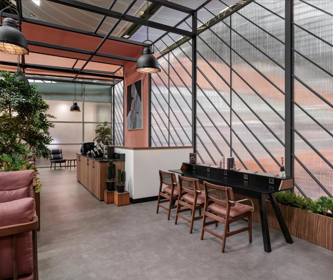 Капсульный отель Kepler Club Sabiha Goekcen Airport - International Transit Area 5*