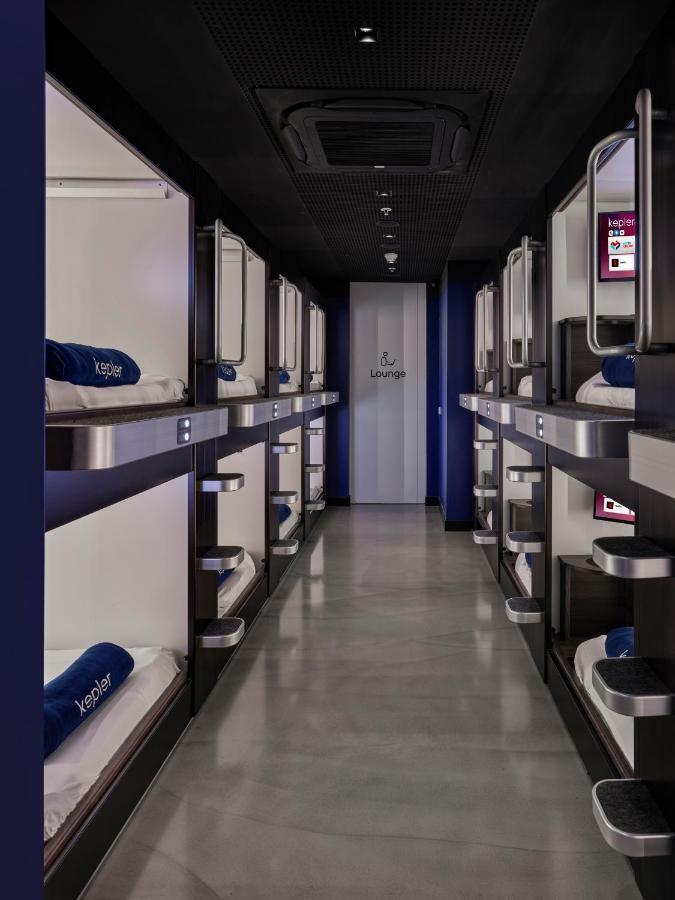 Капсульный отель Kepler Club Sabiha Goekcen Airport - International Transit Area Стамбул